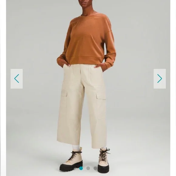 NWT Lululemon Athletica Softstreme Perfectly Oversized Cropped Crew